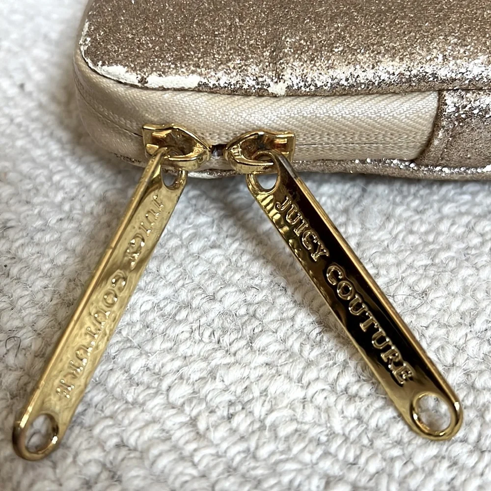 Juicy Couture Gold Glitter Laptop Case